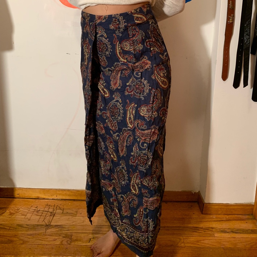 PAISLEY WRAP MAXI SKIRT SUPER CUTE